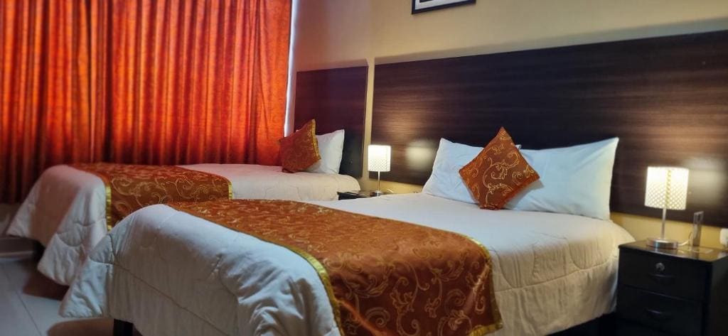 Hotel Los Nogales - View 7