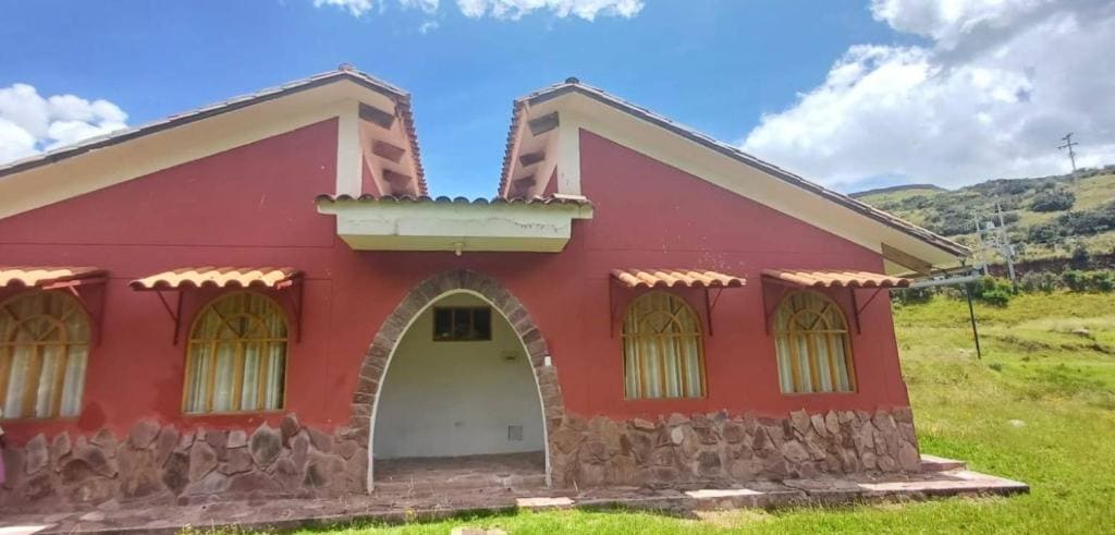 Hotel Wayra Eco Lodge - Main view
