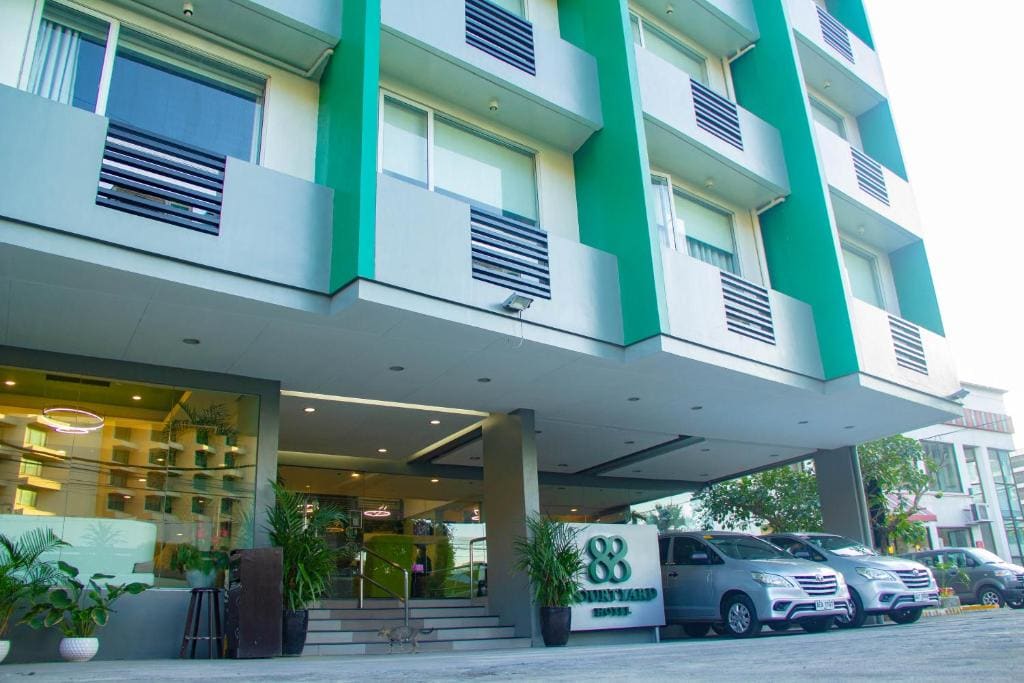 88 Courtyard Hotel - Main view