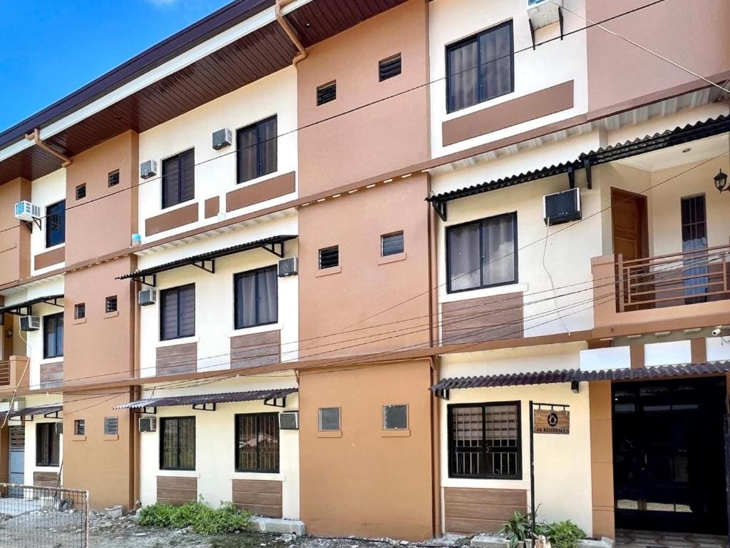 AK Residences - Main view