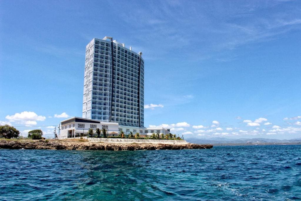 Arterra Hotel and Resort - Main view