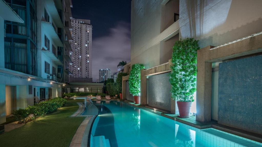Astoria Plaza - View 4