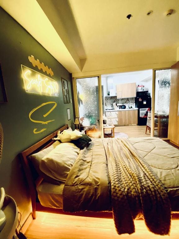 Azure staycation by scarlet suites - View 7