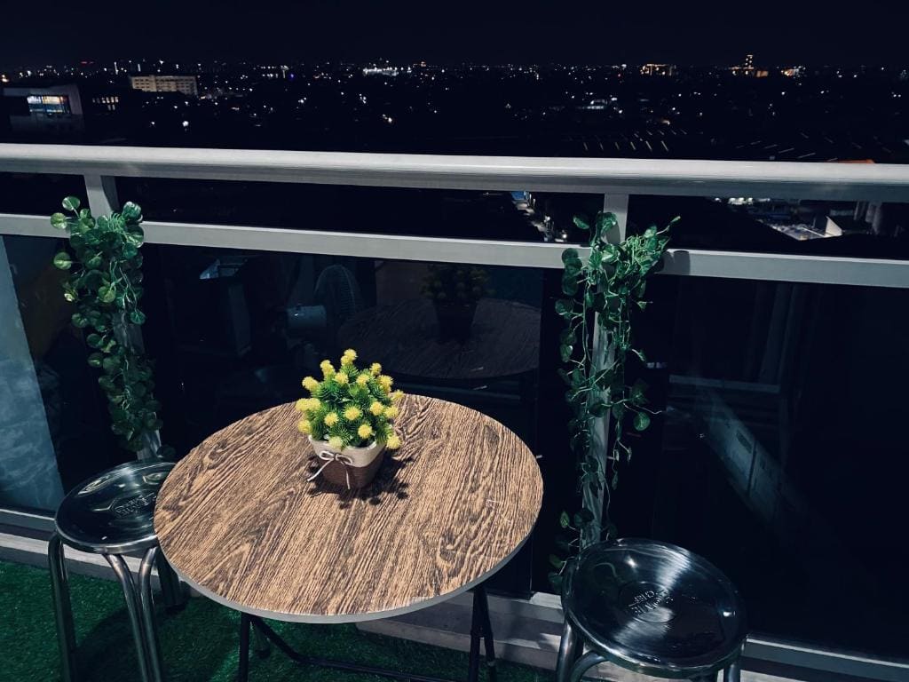 Azure staycation by scarlet suites - View 5
