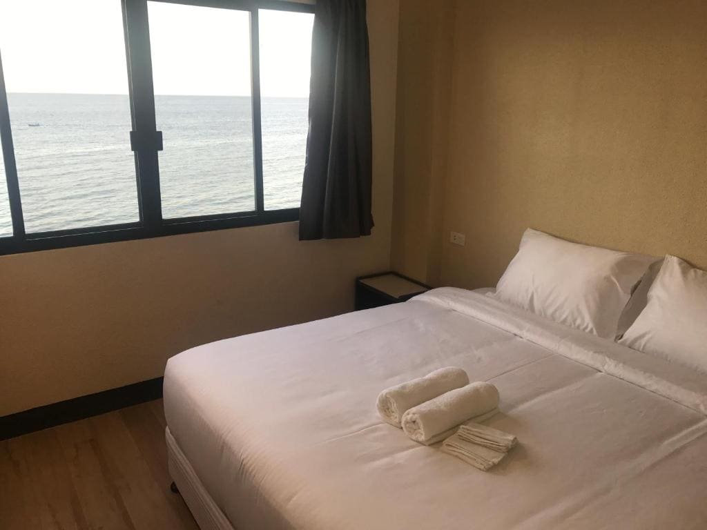 Babylon Oslob Coast Guesthouse - View 4