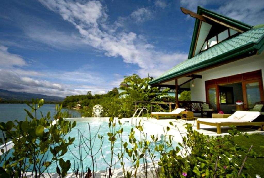 Badian Island Wellness Resort - Main view