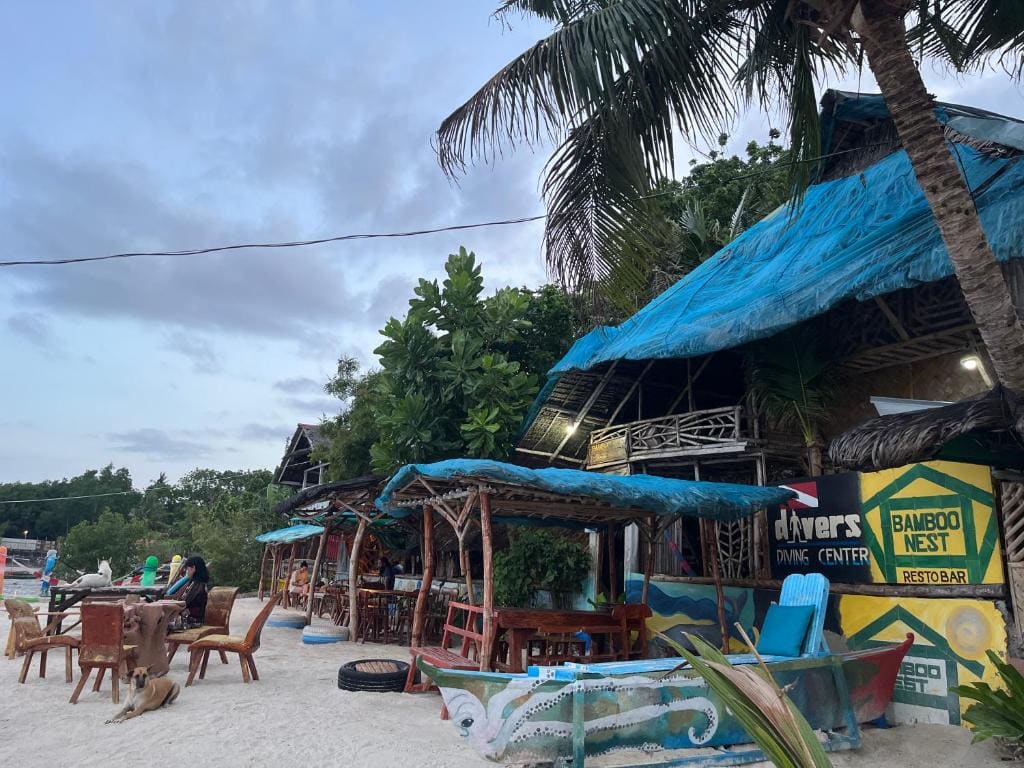 Bamboo Nest Beachfront Floating Tent - Main view