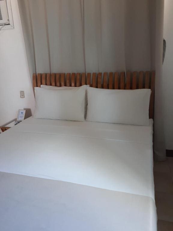 Bluewaves Beach House - View 6