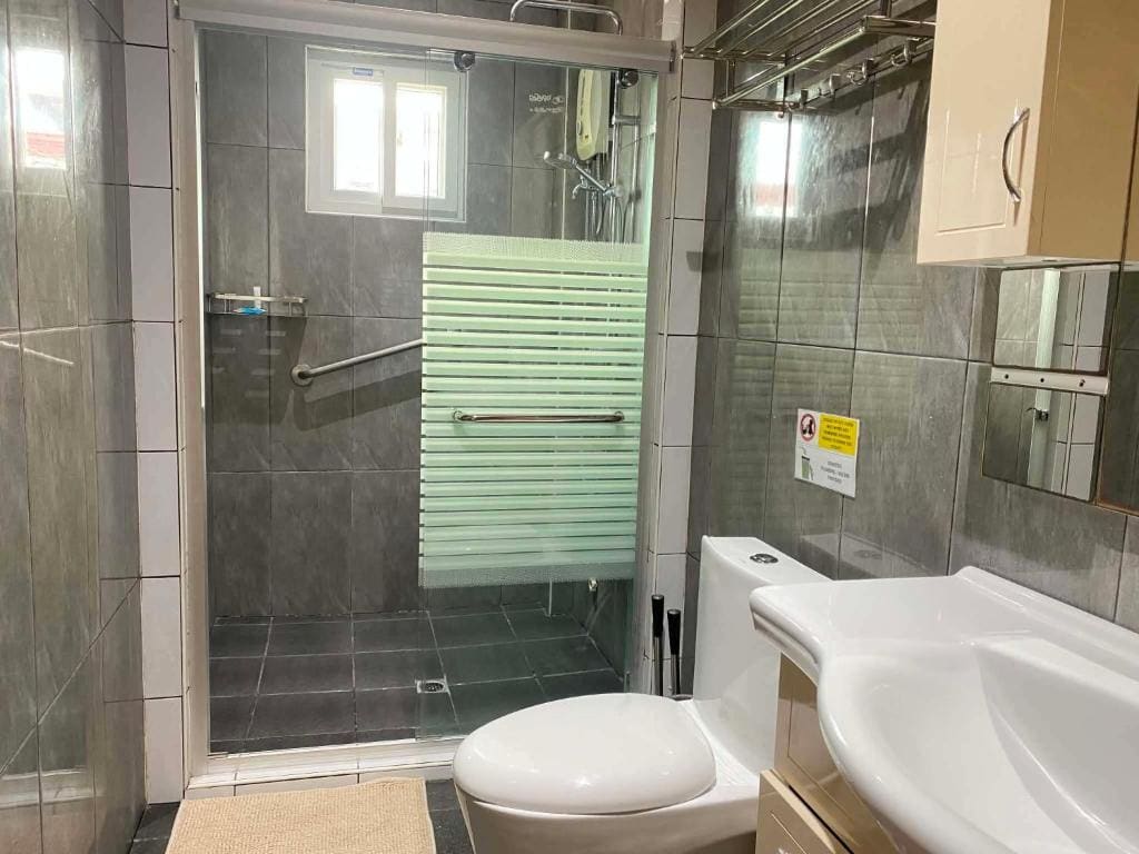 Bonsai Jacuzzi Suites - View 6