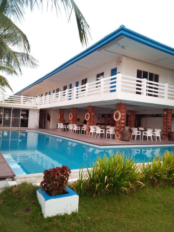 Brizo Hotel and Beach Resort Bataan - View 4