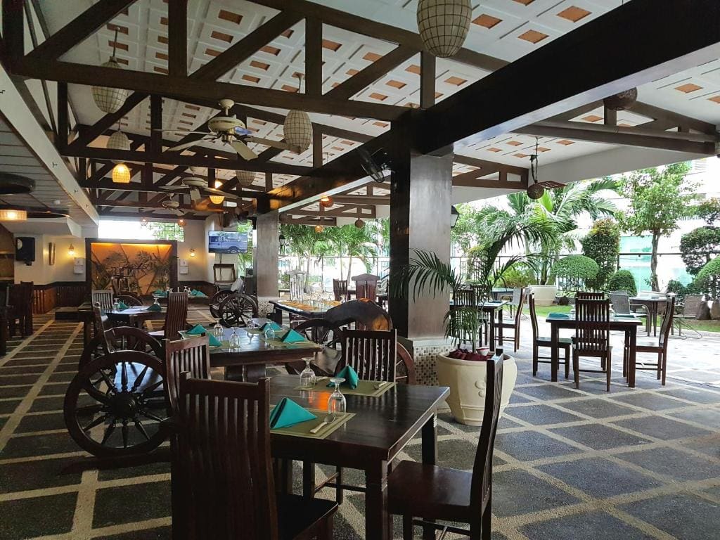 Cebu Parklane International Hotel - View 3