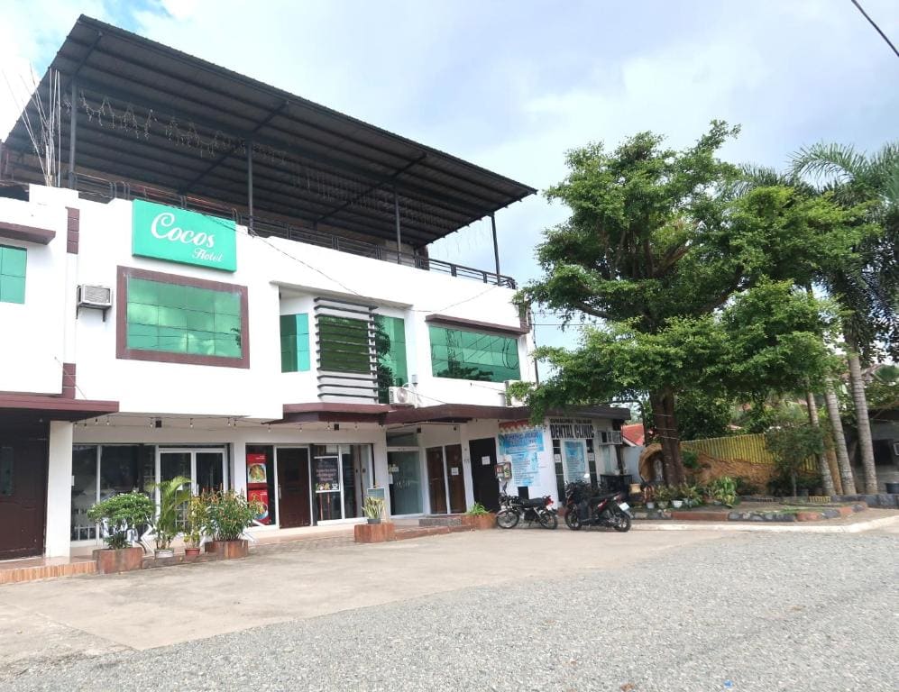 COCOS HOTEL - Main view