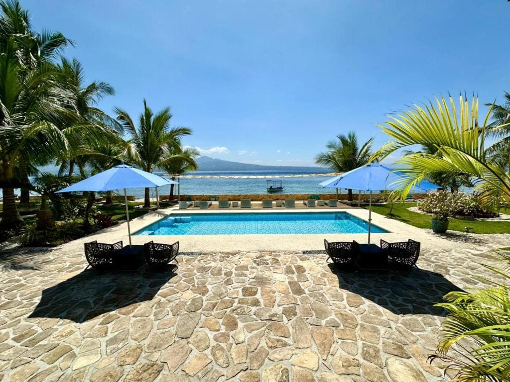 Emoha Dive Resort - View 3