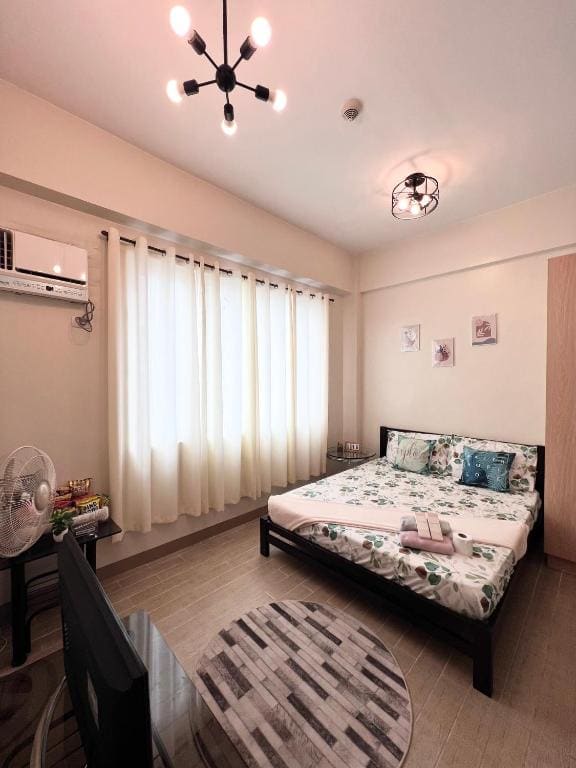 Iloilo Condo Staycation One Madison - View 7