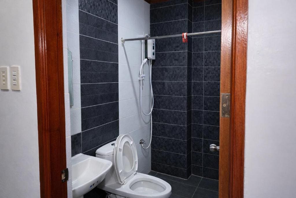 La Elliana Hotel & Restaurant, Inc. - View 3