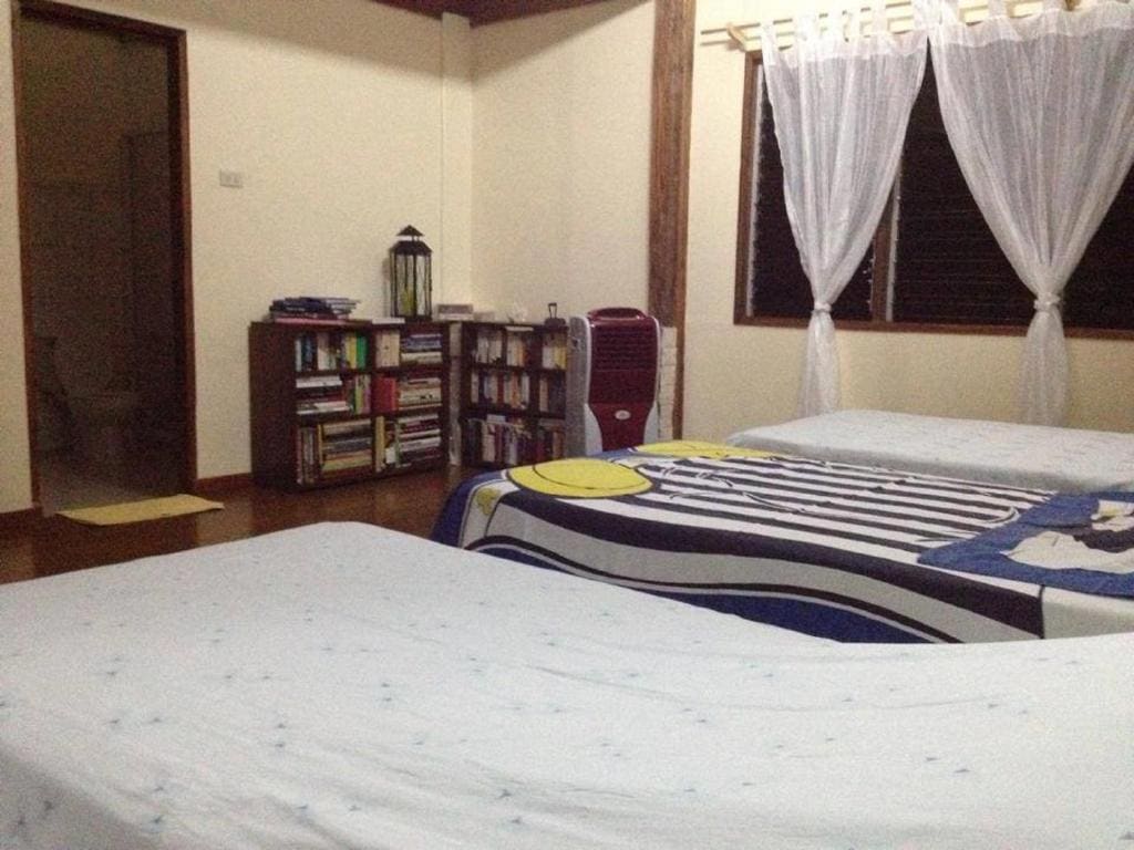 Liwayway sa Bohol Pamilacan Resort - View 2