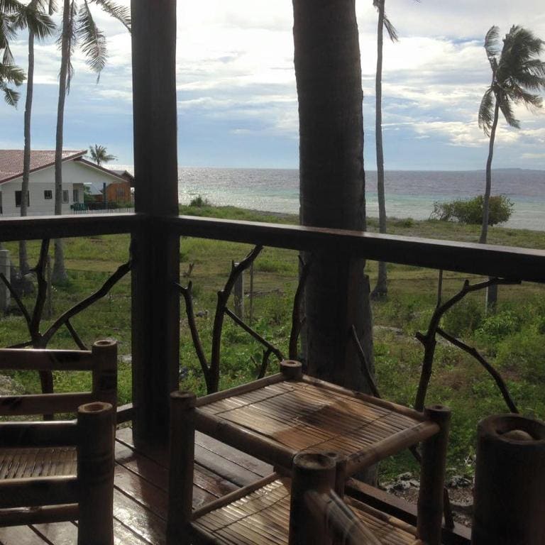 Liwayway sa Bohol Pamilacan Resort - View 4