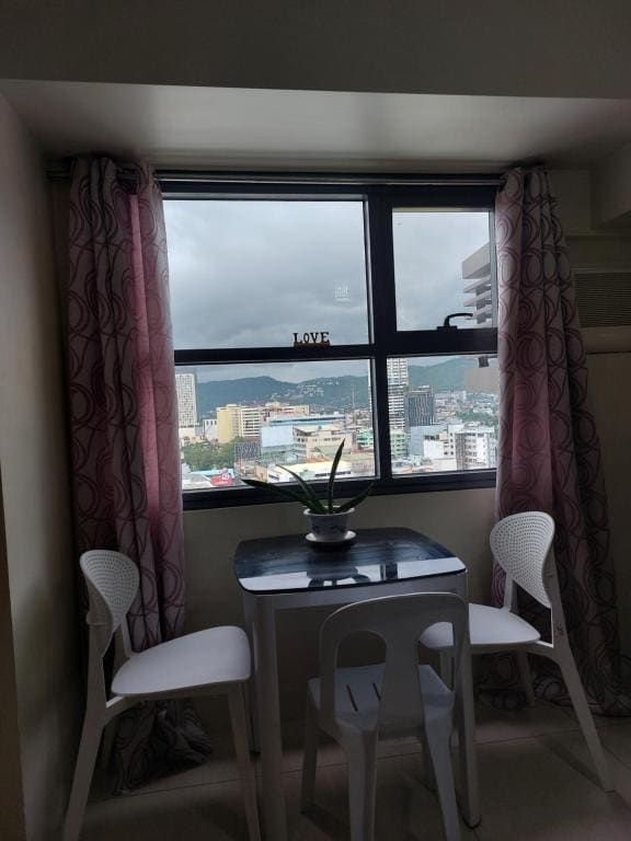 Jojies Crib Horizons101 One bedroom - View 7