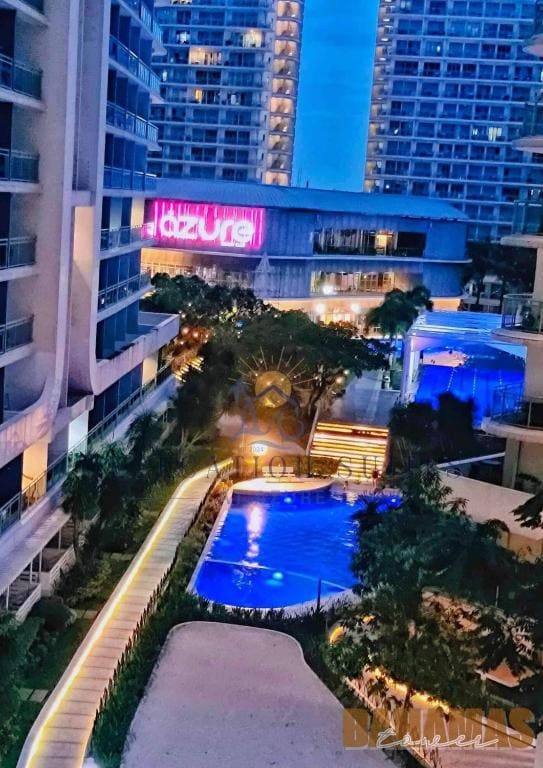 Azure Staycation by Oveecation Suites - View 5