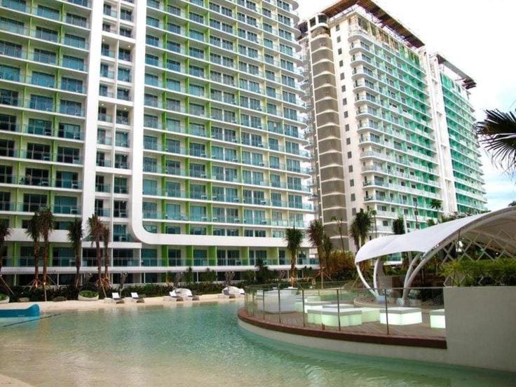 Azure Staycation by Oveecation Suites - View 2