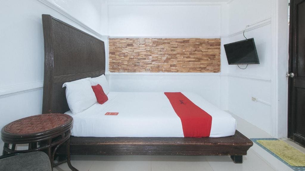 RedDoorz at LFamili Hotel Boracay - View 6