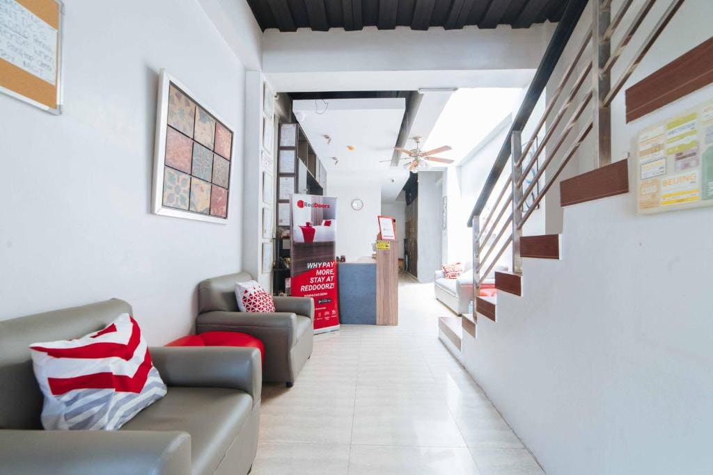 RedDoorz near G Mall Bajada Davao - Main view