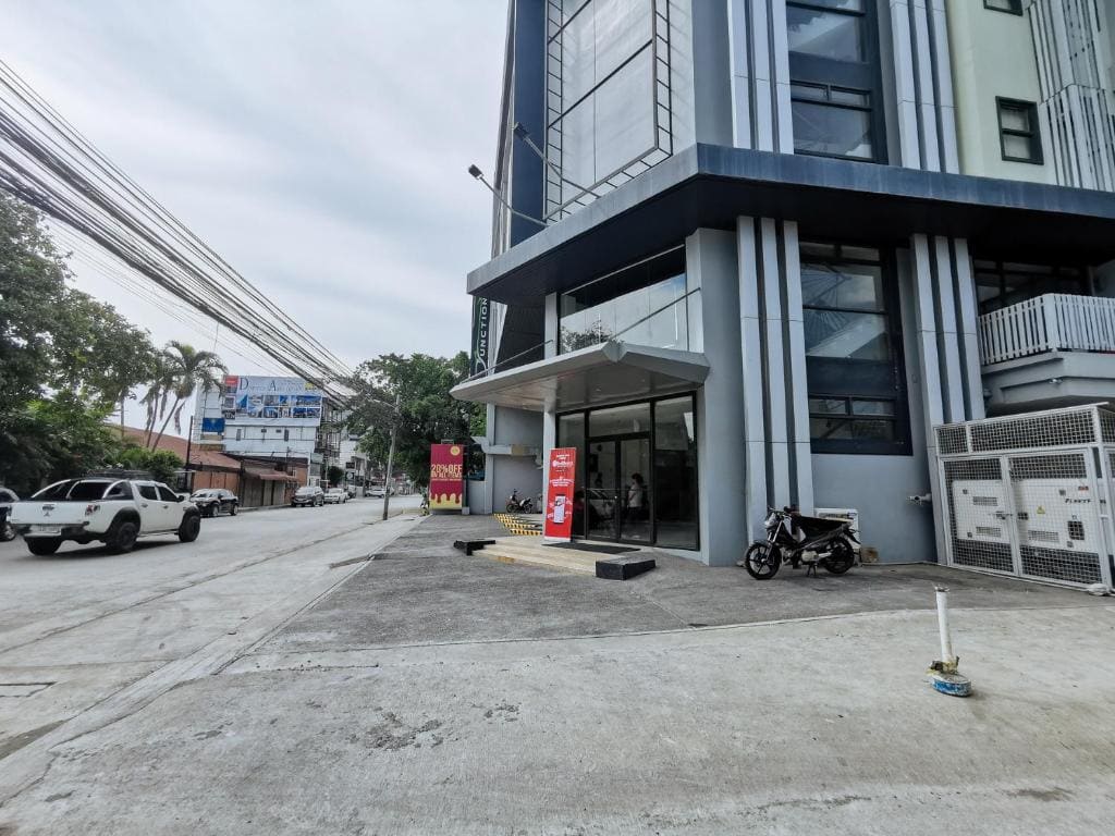 RedDoorz Plus near Bangko Sentral Ng Pilipinas Davao - View 5