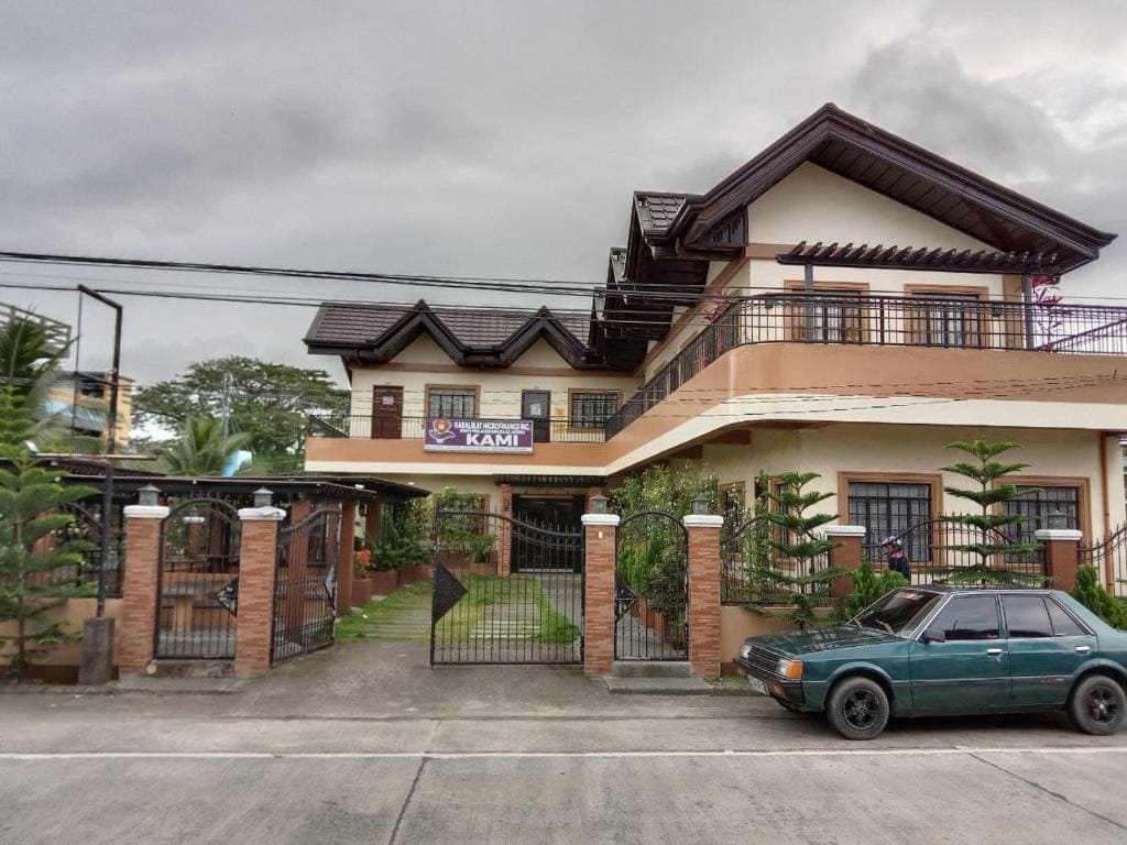 RedDoorz @ Solid Rock Guest House Baler - Main view
