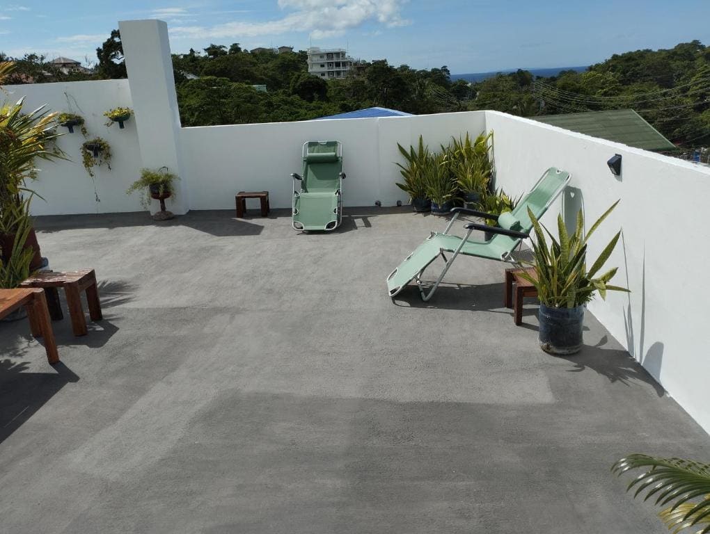 Roger's Place Guesthouse - View 5