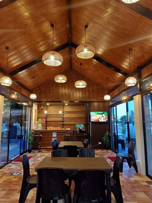 RRJ's BEACH RESORT - Main view