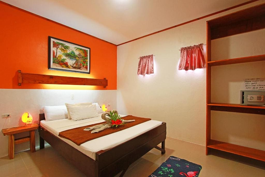 Sambag Hideaway Bungalows - View 3