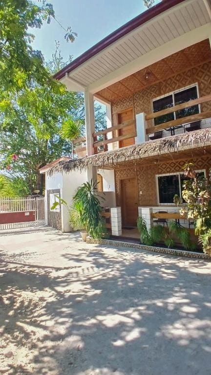 Sambag Hideaway Bungalows - Main view
