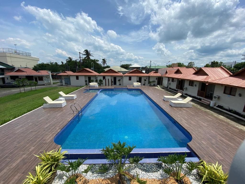 Shoreland Beach Resort by Cocotel - View 3