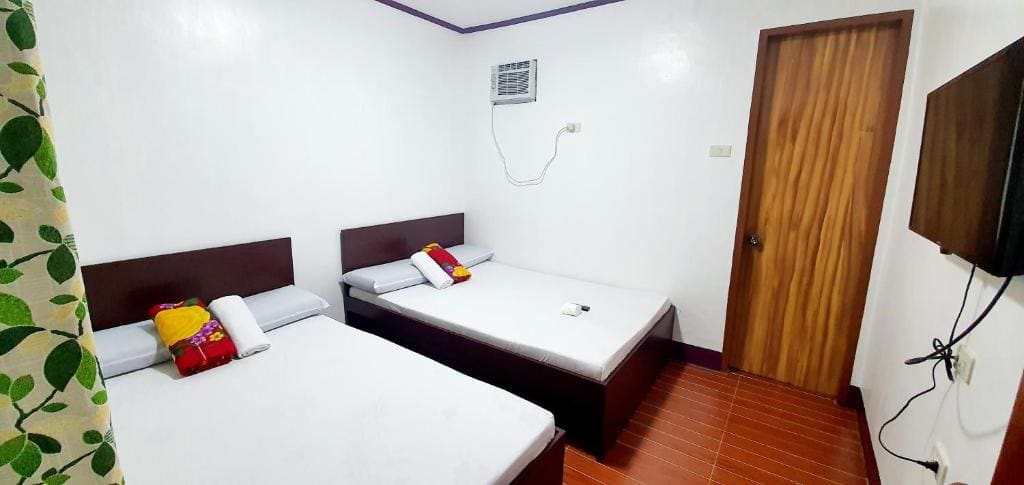 SJ Pabua Travellers Inn - View 7