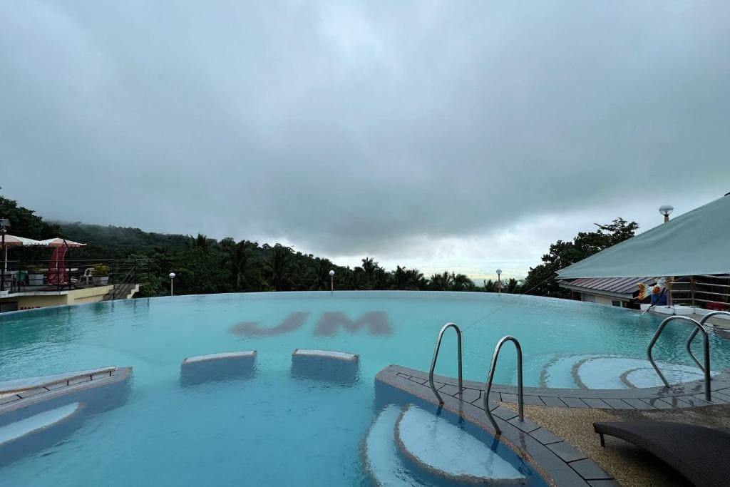 SMDP Resort Hotel CamSur - View 3