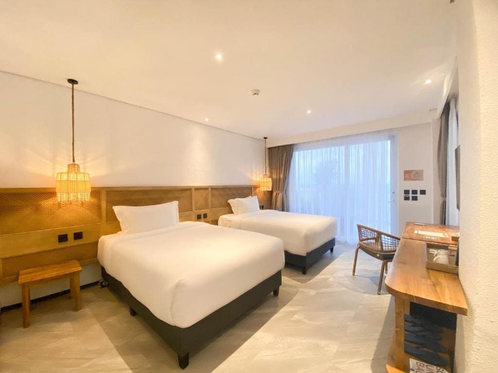 Solea Reef Resort Anda - View 2