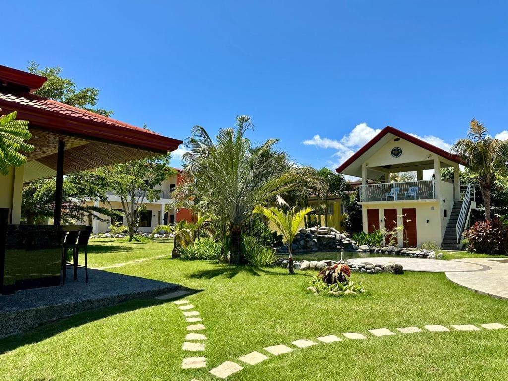 Strutz Art Garden Resort - Main view