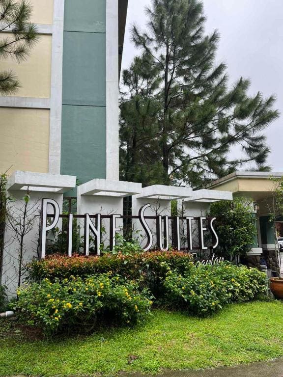 Cozyluxe at Pine Suites Tagaytay - View 4