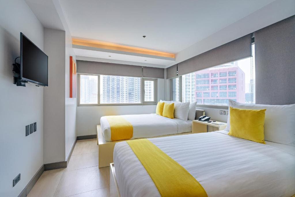 The Mini Suites Eton Tower Makati - View 2