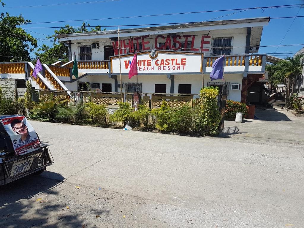 White Castle Beach Resort - Main view