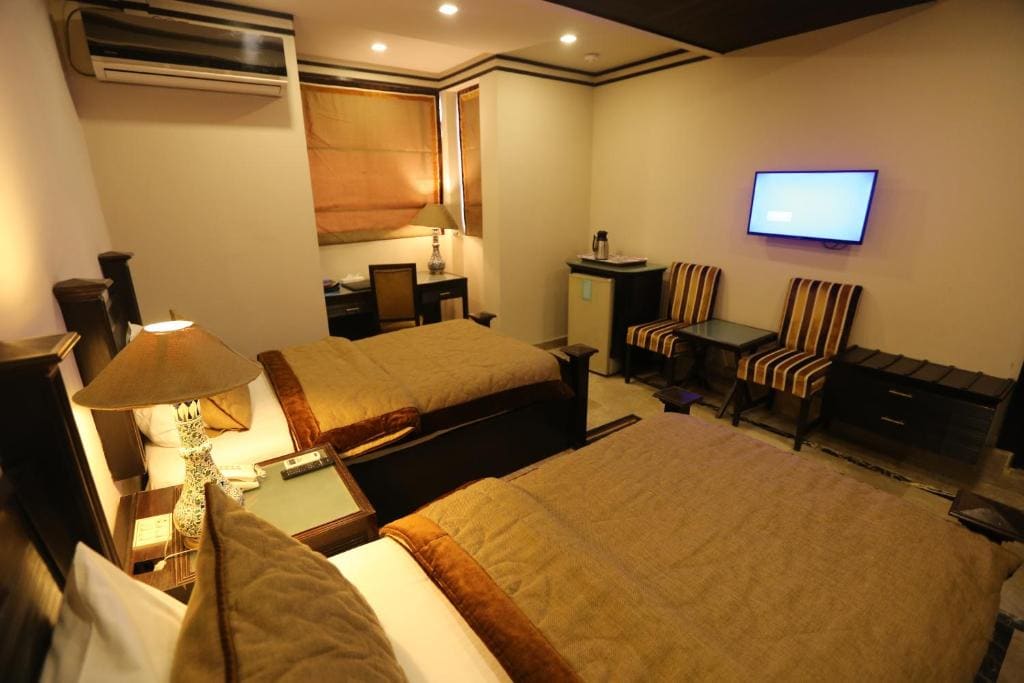 City Centre Suites - View 7