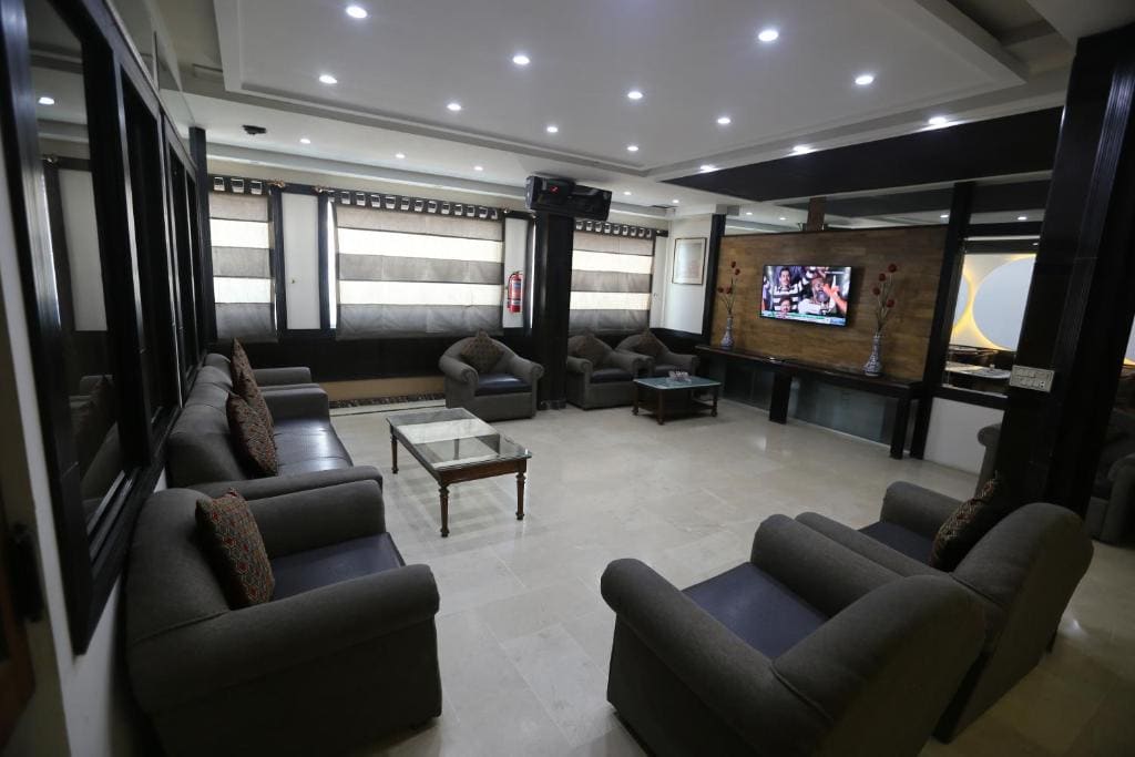 City Centre Suites - Main view