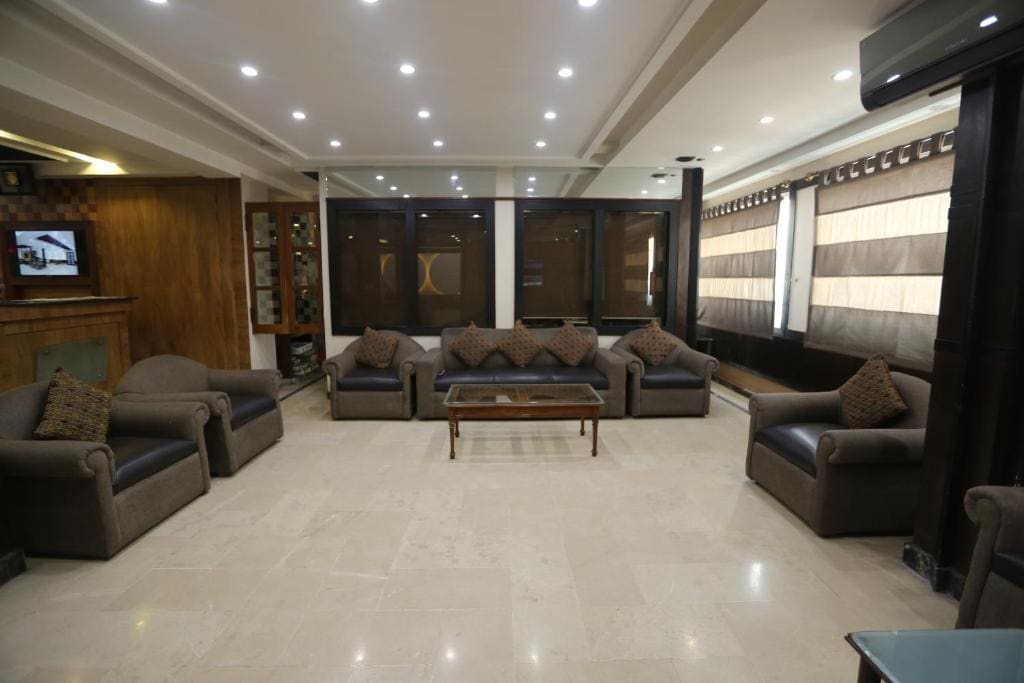 City Centre Suites - View 5