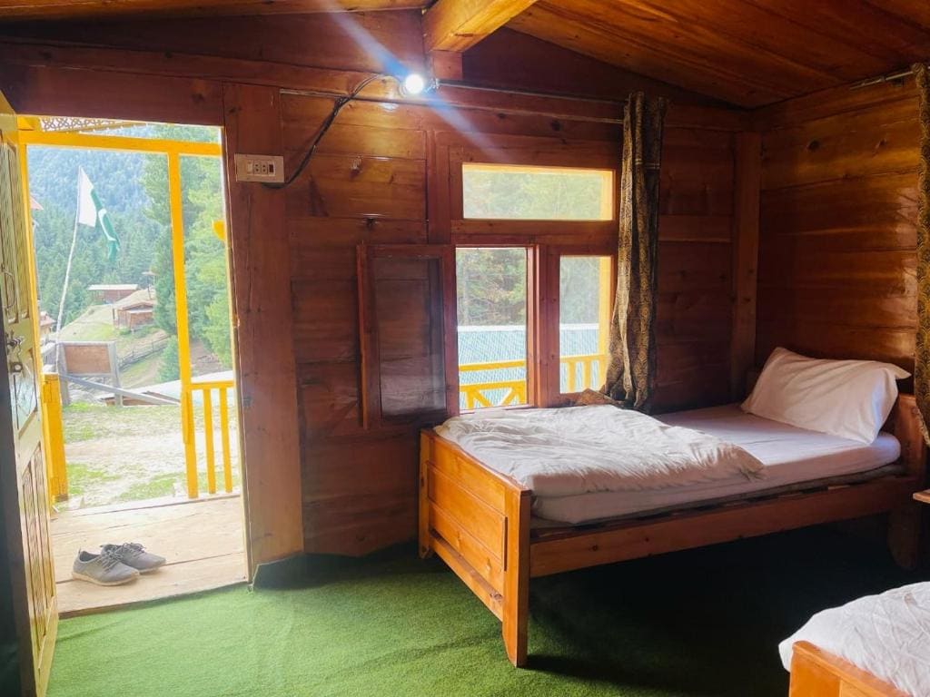 Fairy meadows BroadView Hotel - View 3