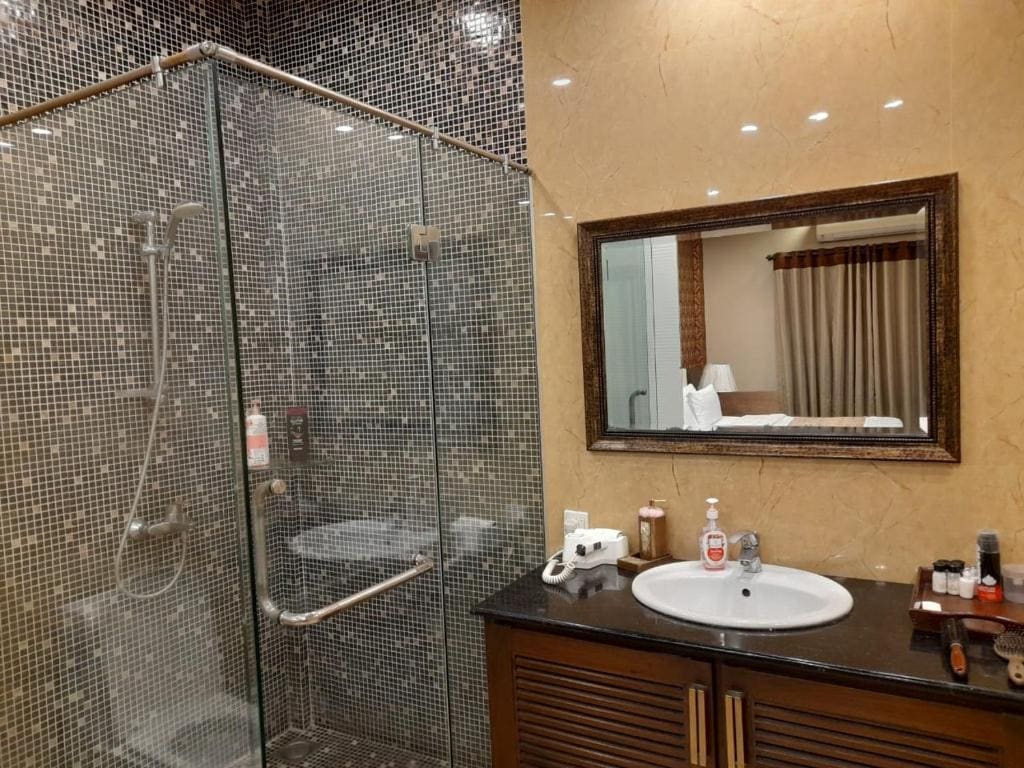 Grand Regent Hotel and Suites - View 4