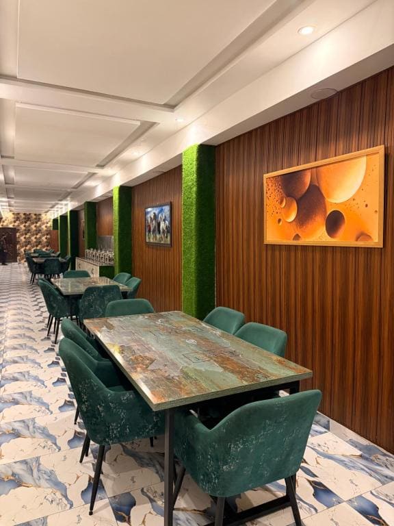 Gulberg Inn Hotel Lahore - View 3
