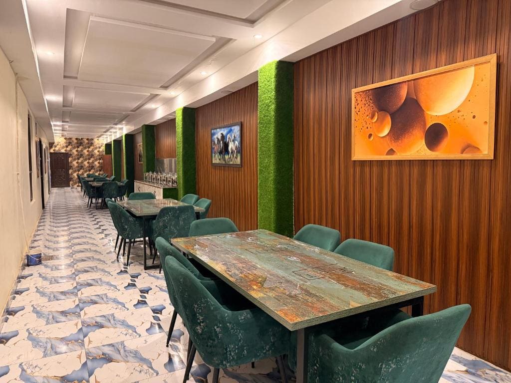 Gulberg Inn Hotel Lahore - View 4