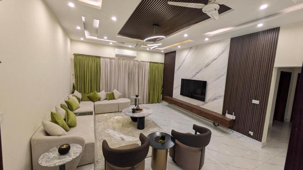 LAHORE VILLA 1 Kanal Ground Floor 2 Beds 2 Baths - View 5