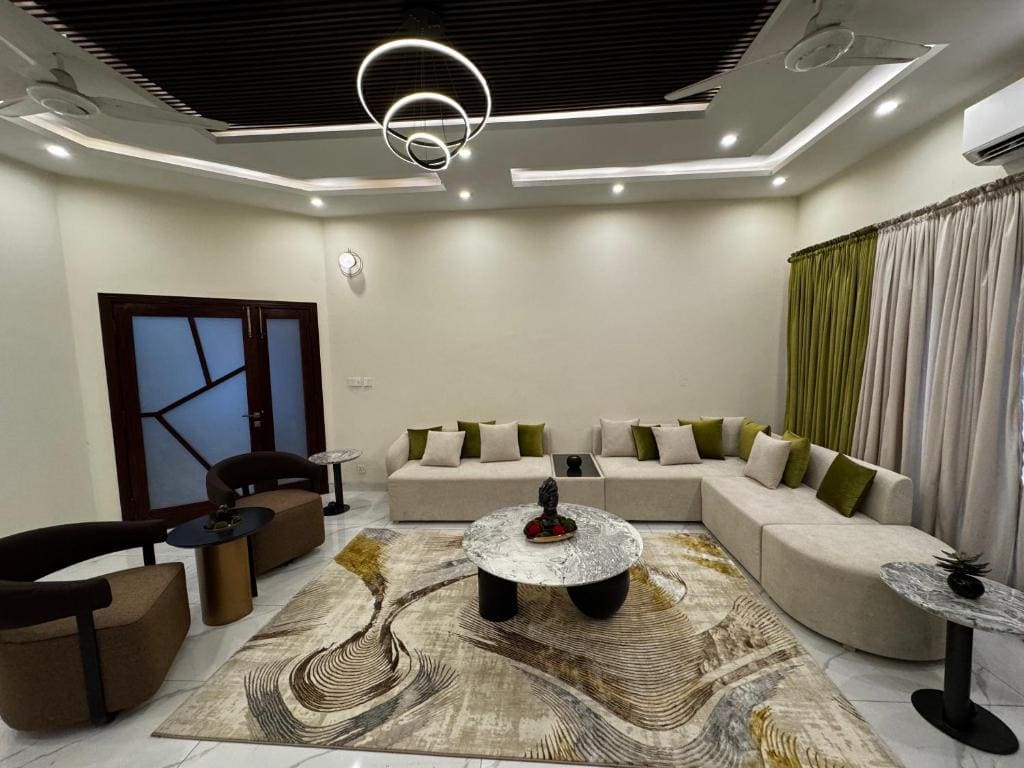 LAHORE VILLA 1 Kanal Ground Floor 2 Beds 2 Baths - Main view