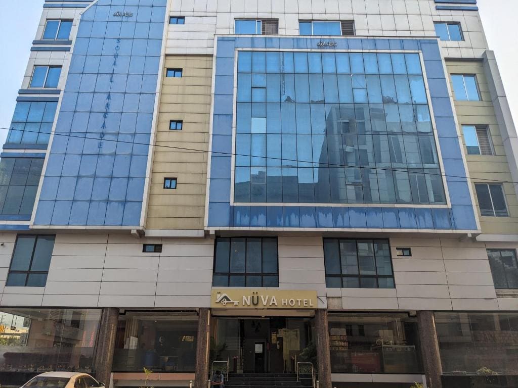 Nuva Hotel - Main view